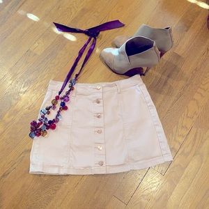 Forever 21 light pink button front skirt